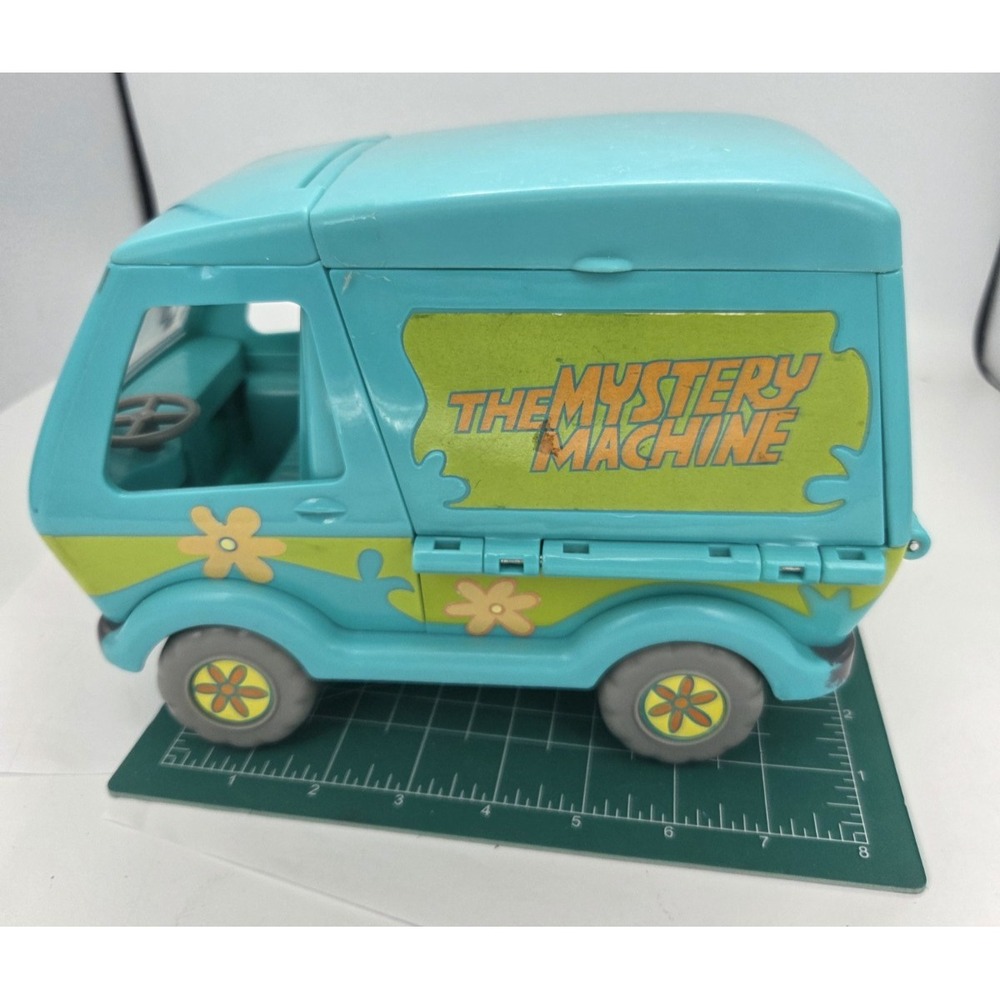Hanna Barbera Scooby Doo The Mystery Machine Van Unfolds by Character Options